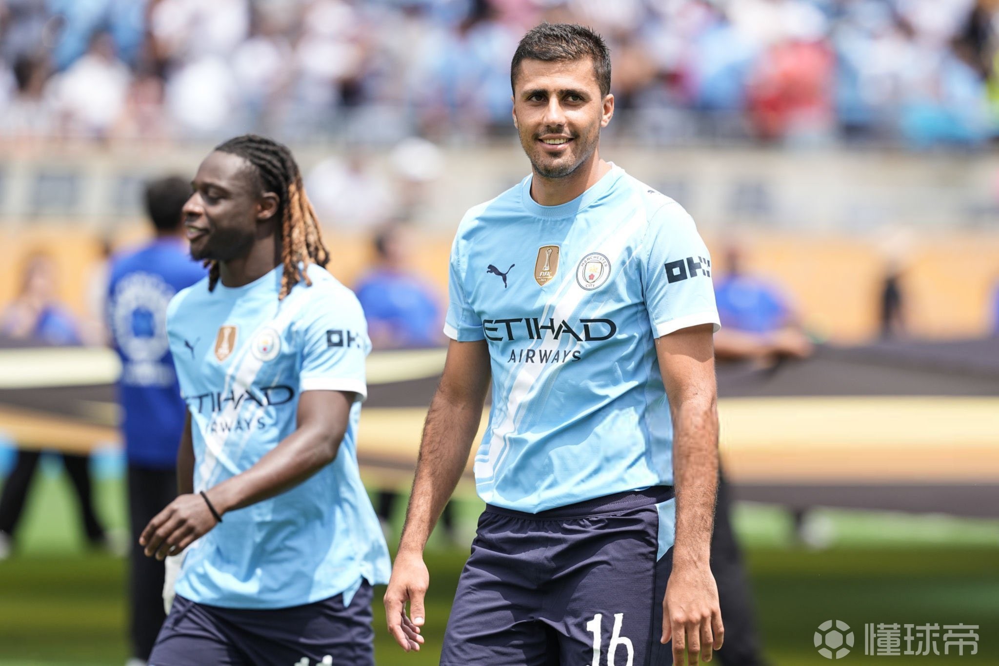 季后赛，JDG来了！鏖战五局拿下RNG，JDG两连胜登顶A组第一名！