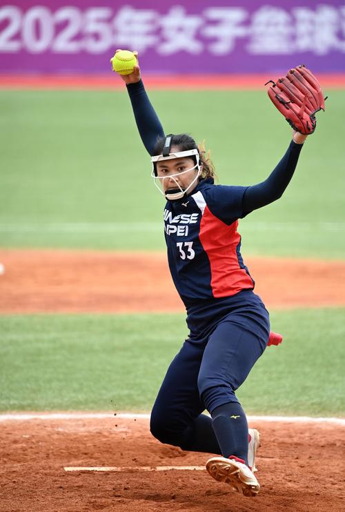 湖人141-126老鹰，揭露三大不争事实，詹姆斯拒绝三双主动下场！