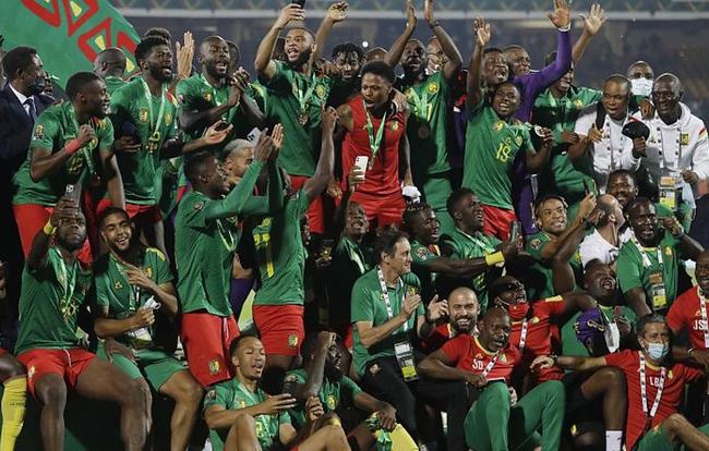 Epic平台继续增长，距离Steam还有较大差距