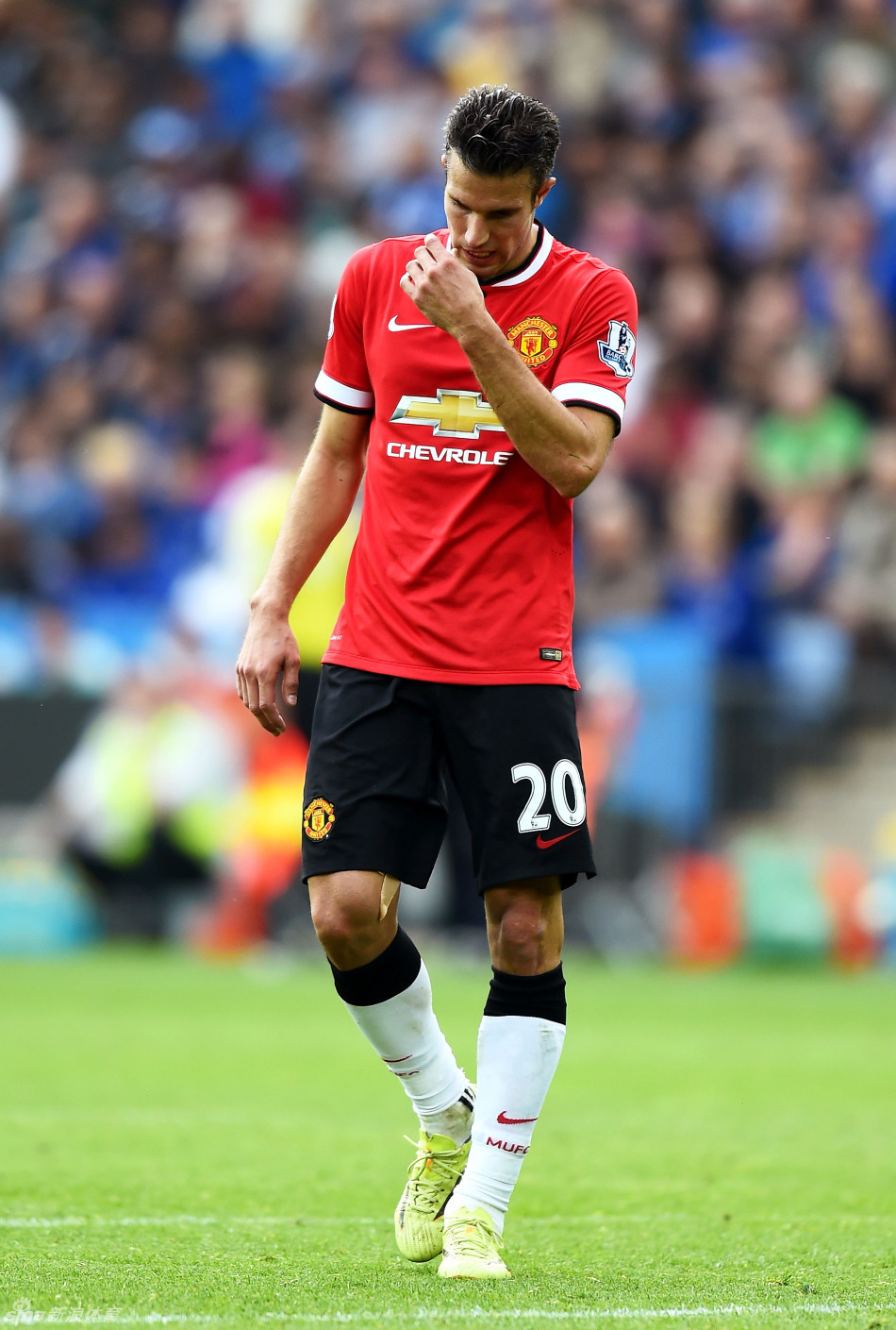 暖心一刻，莱斯特城邀请视障球迷到主场体验音频解说服务